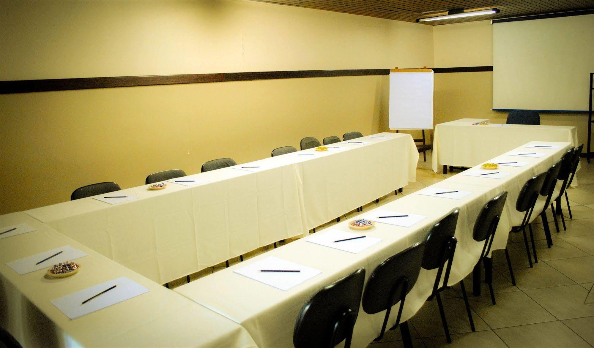 Cezanne Plaza Apart Hotel Campinas  Exterior photo
